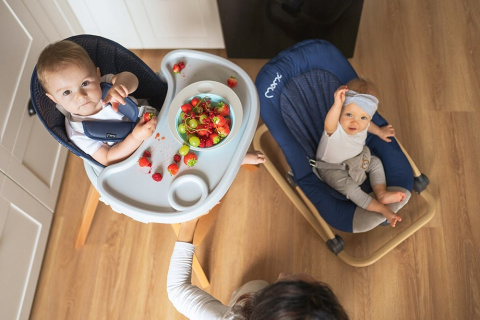 MoMi Woodi Obrotowe krzesełko do karmienia drewniane - Granatowe