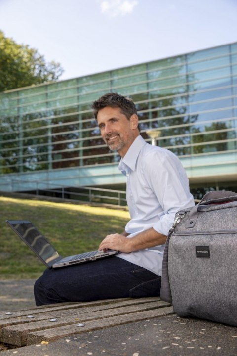 NOVA Postino torba rowerowa Black na laptopa