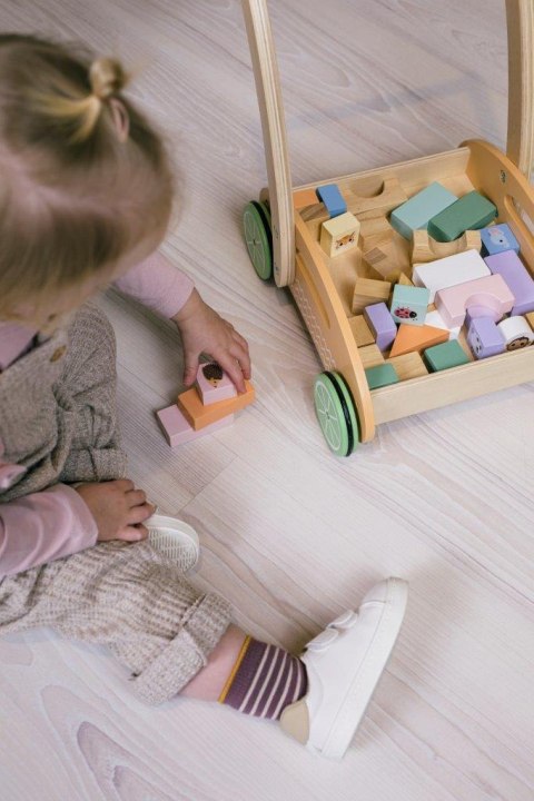 Drewniany wózek pchacz z klockami The Wildies Fami