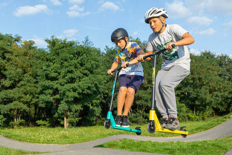 IVO Qkids Wzmocniona hulajnoga wyczynowa Freestyle do 100 kg - niebieska