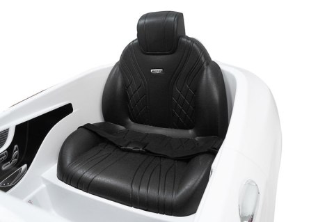 POJAZD AKUMULATOROWY MERCEDES AMG S63 WHITE TOYZ