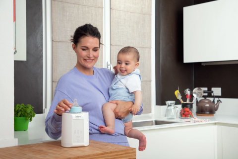 Podgrzewacz do butelek Chicco Home and Travel New do domu i do auta 129553