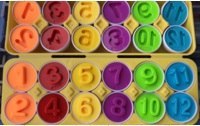 Układanka edukacyjna sorter dopasuj kształty cyferki jajka 12 sztuk