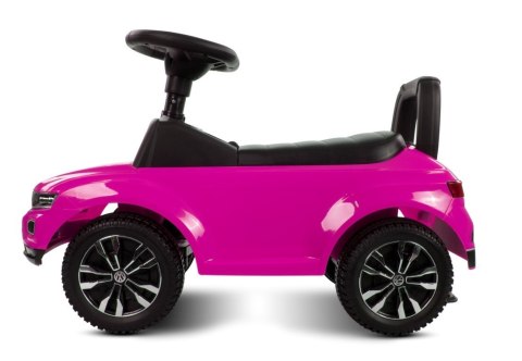 Jeździk dla rocznego dziecka Volkswagen T-Roc różowy