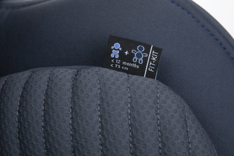 Seat2Fit I-Size Air Chicco od 45 do 105 cm (0–18 kg) tyłem do 4 lat obrotowy fotelik samochodowy - Ink Air