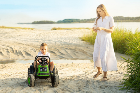 TOYZ Traktor Hector Pojazd na akumulator - RED