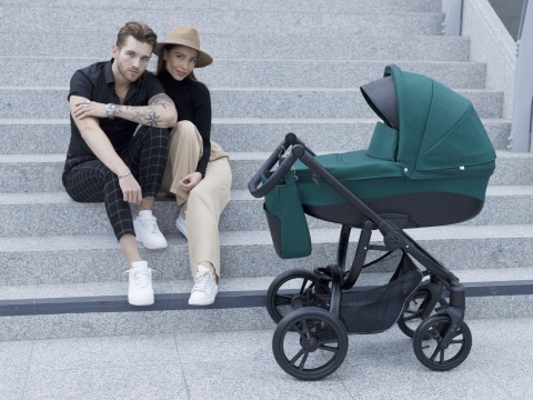 HOLLAND New Bebetto 3w1 wózek wielofunkcyjny głęboko-spacerowy z fotelikiem samochodowym Cosmo i-Size 04/CZM