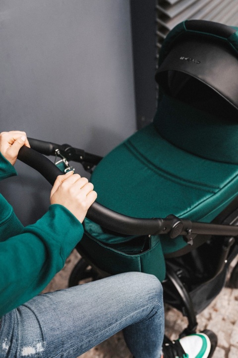 HOLLAND New Bebetto 3w1 wózek wielofunkcyjny głęboko-spacerowy z fotelikiem samochodowym Cosmo i-Size 04/CZM