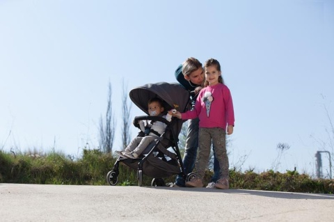 KUKI 2.0 Baby Monsters wózek spacerowy 5,5 kg - DAKAR